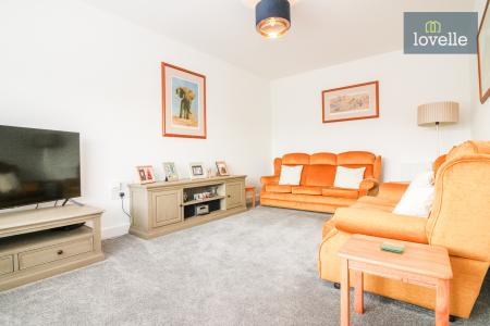 4 bedroom Detached house for sale in Juniper Road, Louth, LN11