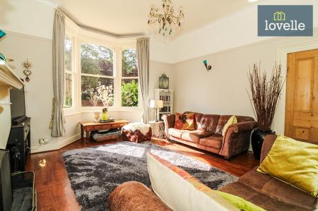 5 bedroom End of terrace house for sale in Abbey Road, Grimsby, DN32