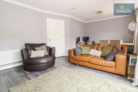 3 bedroom Detached house for sale in Burton Road, Immingham, DN40