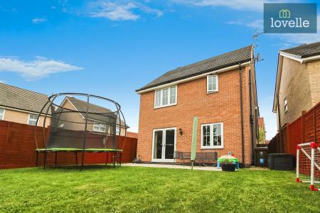 3 bedroom Detached house for sale in Burton Road, Immingham, DN40