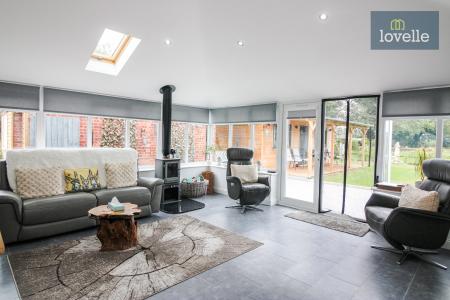 2 bedroom Semi-detached bungalow for sale in Jubilee Road, North Somercotes, LN11