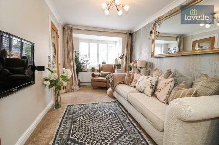 4 bedroom Detached house for sale in Clematis Avenue, Healing, DN41
