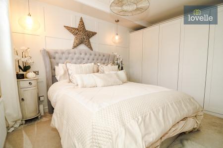 4 bedroom Detached house for sale in Clematis Avenue, Healing, DN41