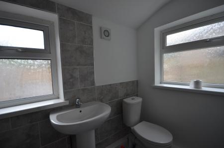3 bedroom Terraced House to let in Harold Street, Grimsby, DN32
