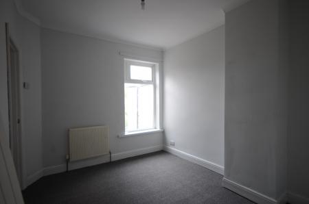 3 bedroom Terraced House to let in Harold Street, Grimsby, DN32