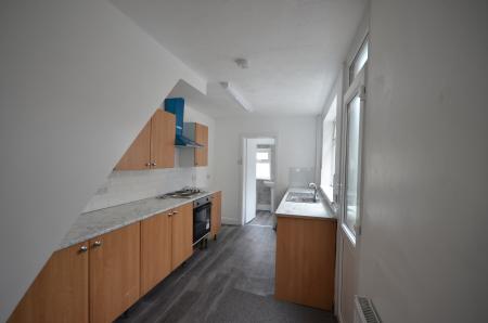 3 bedroom Terraced House to let in Harold Street, Grimsby, DN32