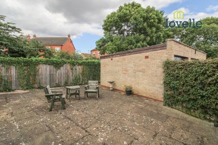 2 bedroom Detached bungalow for sale in Church Lane, Holton-le-Clay, DN36