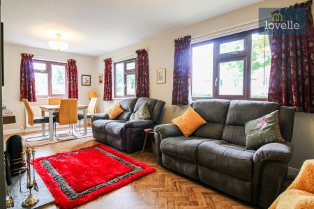 2 bedroom Detached bungalow for sale in Main Road, Saltfleet, LN11