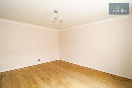 3 bedroom Terraced House for sale in Westerdale Way, Willows, Grimsby, DN37
