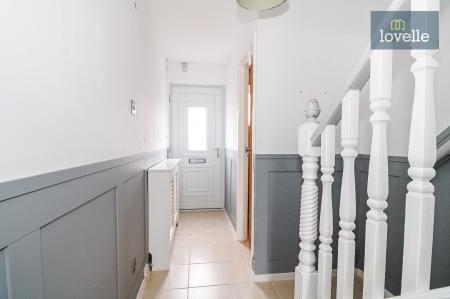 3 bedroom Terraced House for sale in Westerdale Way, Willows, Grimsby, DN37