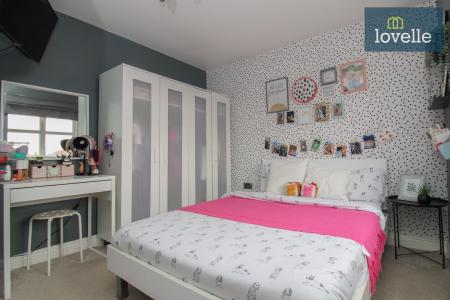 3 bedroom Semi-detached house for sale in Garden Village, North Killingholme, DN40