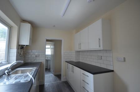 3 bedroom Terraced House to let in Sidney Street, Cleethorpes, DN35