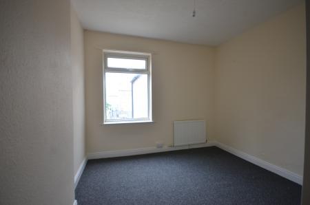 3 bedroom Terraced House to let in Sidney Street, Cleethorpes, DN35