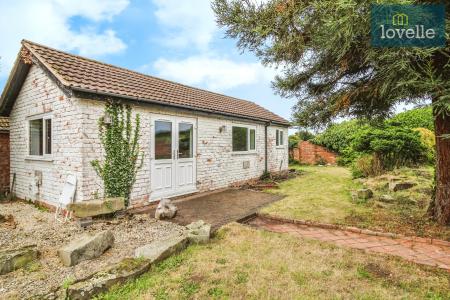 3 bedroom Detached house for sale in Little Becks, Laceby, DN37