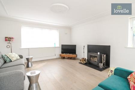 3 bedroom Detached house for sale in Little Becks, Laceby, DN37