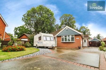 Meadowbank, Great Coates, DN37