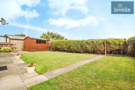 2 bedroom Semi-detached bungalow for sale in Salsbury Avenue, Grimsby, DN34