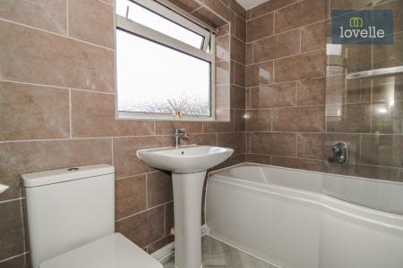 2 bedroom Semi-detached bungalow for sale in Salsbury Avenue, Grimsby, DN34