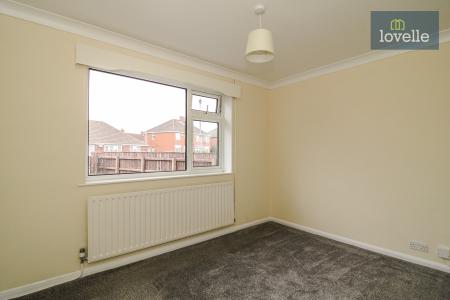 2 bedroom Semi-detached bungalow for sale in Salsbury Avenue, Grimsby, DN34