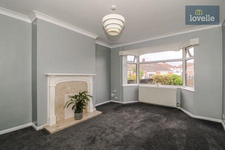 2 bedroom Semi-detached bungalow for sale in Salsbury Avenue, Grimsby, DN34