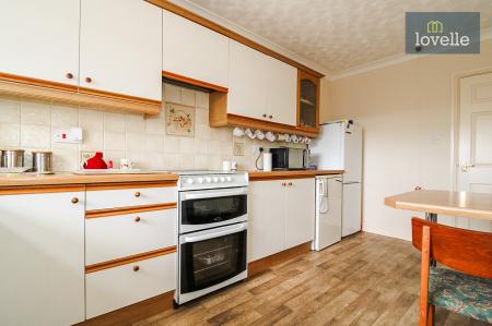 1 bedroom Flat for sale in Briar Lane, Scartho, Grimsby, DN33