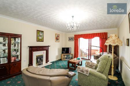 1 bedroom Flat for sale in Briar Lane, Scartho, Grimsby, DN33