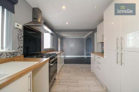 4 bedroom Detached house for sale in Lauridson Close, Laceby, DN37