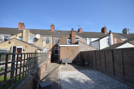 3 bedroom Terraced House to let in Lambert Road, Grimsby, DN32
