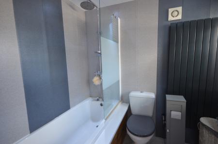 3 bedroom Terraced House to let in Lambert Road, Grimsby, DN32