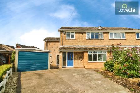 Timberley Drive, Wybers, Grimsby, DN37