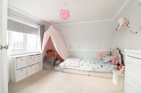 3 bedroom Semi-detached house for sale in Faulding Way, Grimsby, DN37