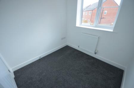 3 bedroom Semi-detached house to let in Waterworks Street, Immingham, DN40