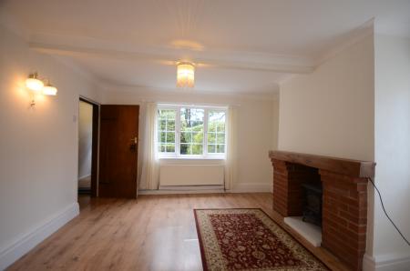 3 bedroom Detached house to let in Church Lane, Keelby, DN41