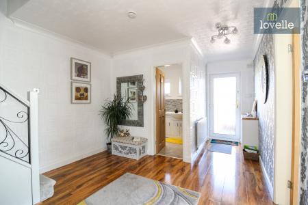 3 bedroom Semi-detached house for sale in Mount Pleasant, Holton-le-Clay, DN36