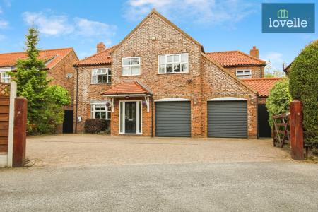 Beck Farm Mews, Barnoldby Le Beck, DN37