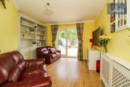 4 bedroom Detached house for sale in Beck Farm Mews, Barnoldby Le Beck, DN37