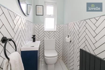 4 bedroom Detached house for sale in Beck Farm Mews, Barnoldby Le Beck, DN37