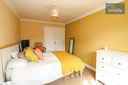 4 bedroom Detached house for sale in Beck Farm Mews, Barnoldby Le Beck, DN37