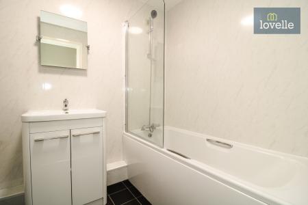 2 bedroom Flat for sale in Belraith Mews, Barnoldby Road, Waltham, DN37