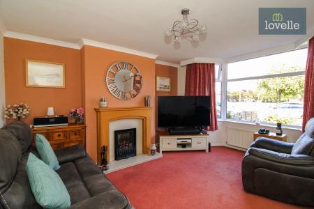 3 bedroom Semi-detached house for sale in Laceby Road, Grimsby, DN34