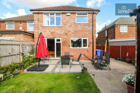 3 bedroom Semi-detached house for sale in Laceby Road, Grimsby, DN34