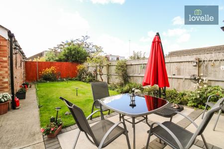 3 bedroom Semi-detached house for sale in Laceby Road, Grimsby, DN34