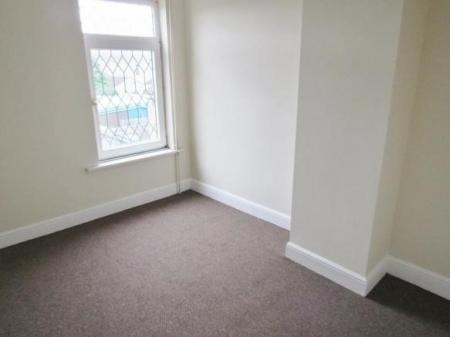 3 bedroom Terraced House to let in Donnington Street, Grimsby, DN32