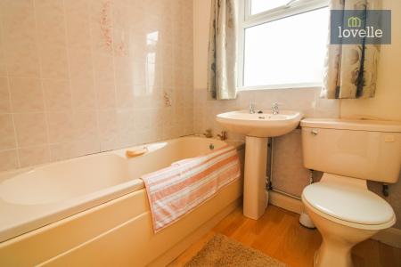 3 bedroom Semi-detached house for sale in High Street, Grainthorpe, LN11