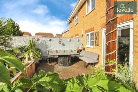 3 bedroom Semi-detached house for sale in Bloomsbury Gardens, Scartho Top, Grimsby, DN33