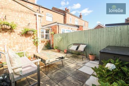 2 bedroom Terraced House for sale in Trinity Lane, Louth, LN11