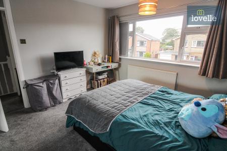 4 bedroom Detached house for sale in Elm Drive, Louth, LN11