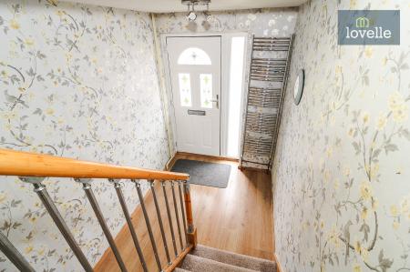 4 bedroom Semi-detached house for sale in Maple Avenue, Keelby, DN41