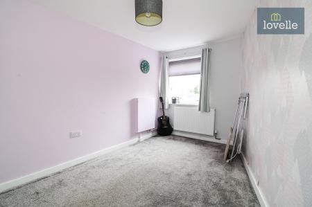 4 bedroom Semi-detached house for sale in Maple Avenue, Keelby, DN41