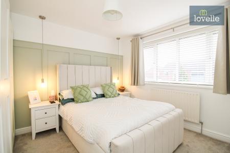 3 bedroom Semi-detached house for sale in Sanctuary Way, Wybers Wood, Grimsby, DN37